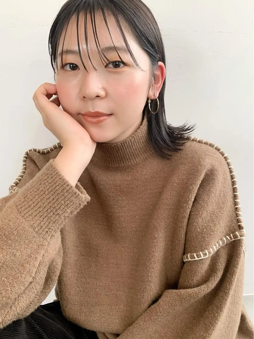 ミディアム カラー シースルーバング ヘアカラー トリートメント 榑松 恵里のヘアスタイル