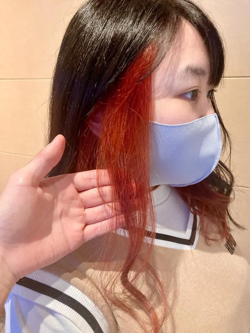 ロング タカツド ユウキのヘアスタイル