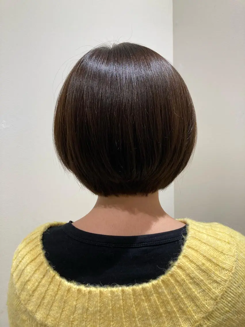 ショート ボブ 折本 沙織のヘアスタイル