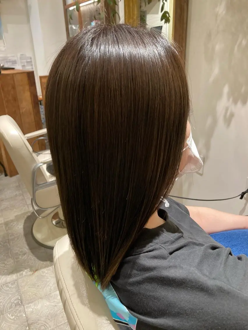 セミロング 大方 いくみのヘアスタイル