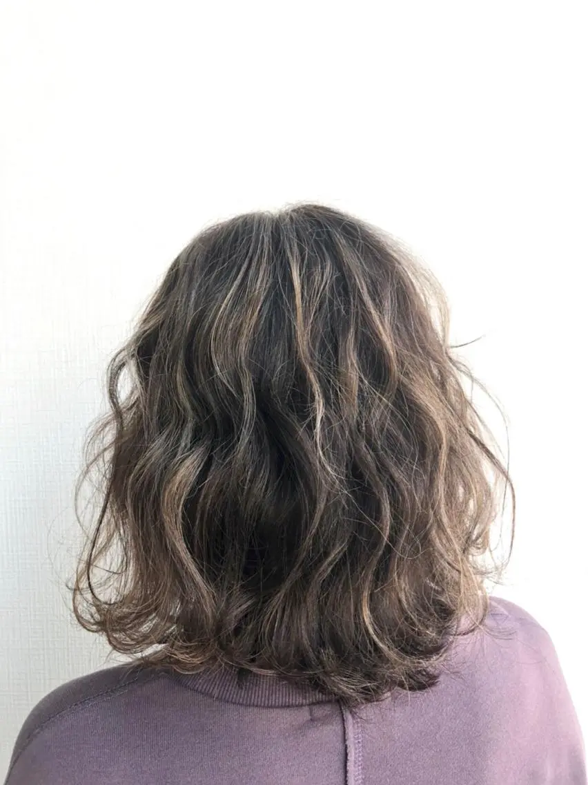 セミロング セミロングパーマ ハイライト カット ヘアカラー パーマ パーマPrivate SalonNoa名駅のヘアスタイル