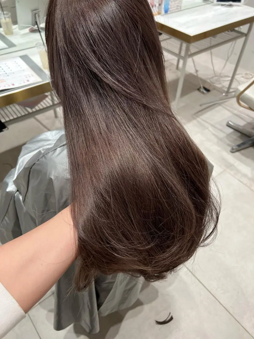 ロング カラー ベージュカラー 透明感カラー グレージュ ボブ ヘアカラー トリートメント ヘアセット レイヤー専門家 ダブルカラー修のヘアスタイル