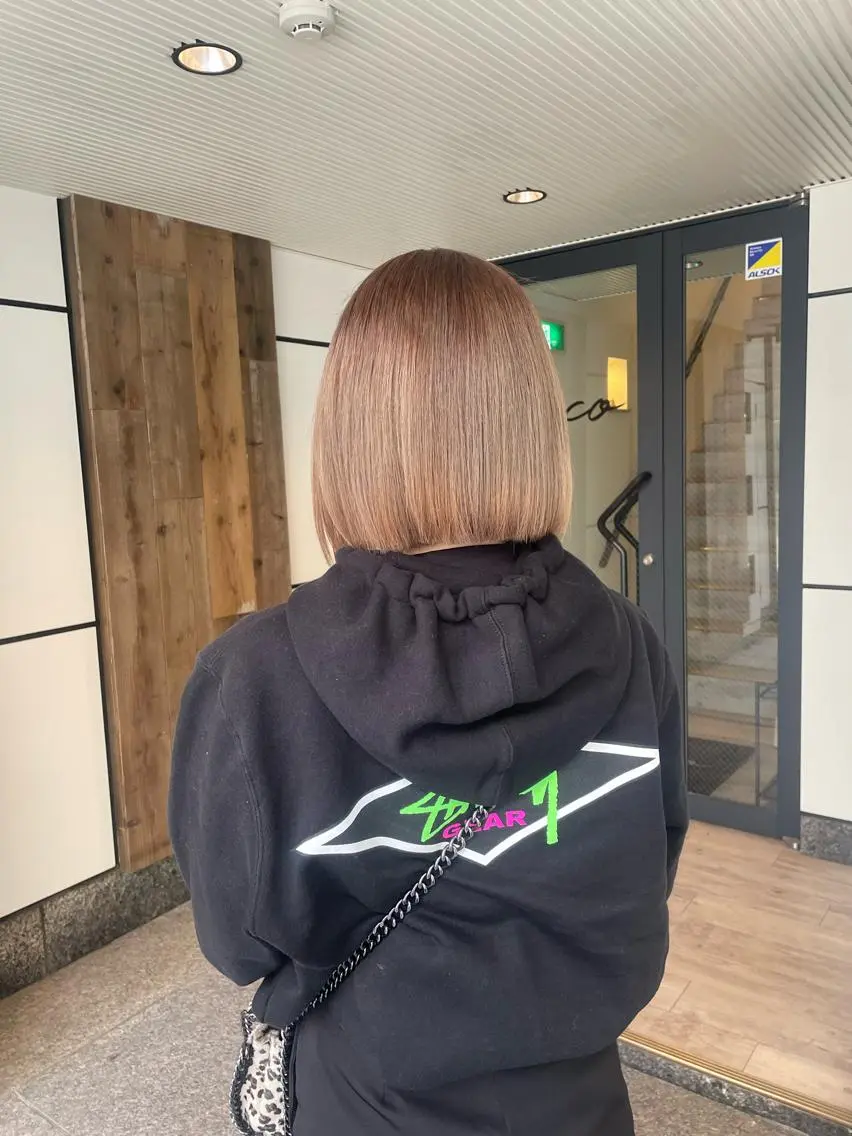 ミディアム ヘアカラー 渋谷 留菜のヘアスタイル