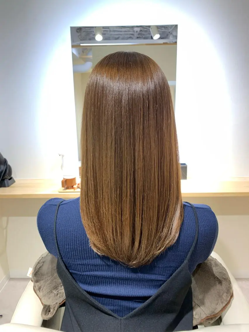 セミロング カラー イルミナカラー トリートメント 酸熱トリートメント 🏆蔵前個室 美容院🏆　大川月央のヘアスタイル