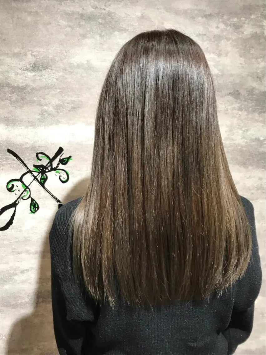 ロング カラー ベージュカラー グラデーションカラー Blanco Color&Careのヘアスタイル