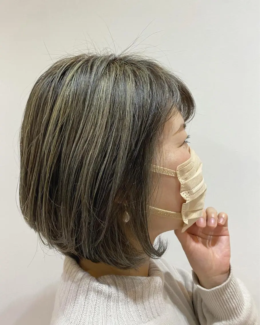 ショート カラー バレイヤージュ ブリーチ ケアブリーチ デザインカラー ダブルカラー カット ヘアカラー トリートメント 大人かわいい×艶髪 🤍塩川のヘアスタイル