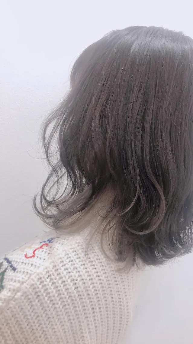 ミディアム 上村 瑞紀のヘアスタイル