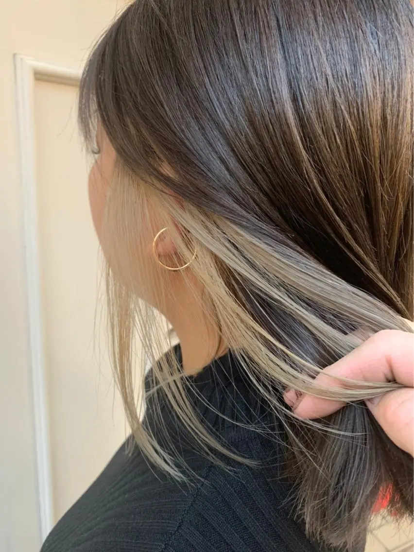 ミディアム カラー ベージュカラー ホワイトベージュ Blanco Color&Careのヘアスタイル