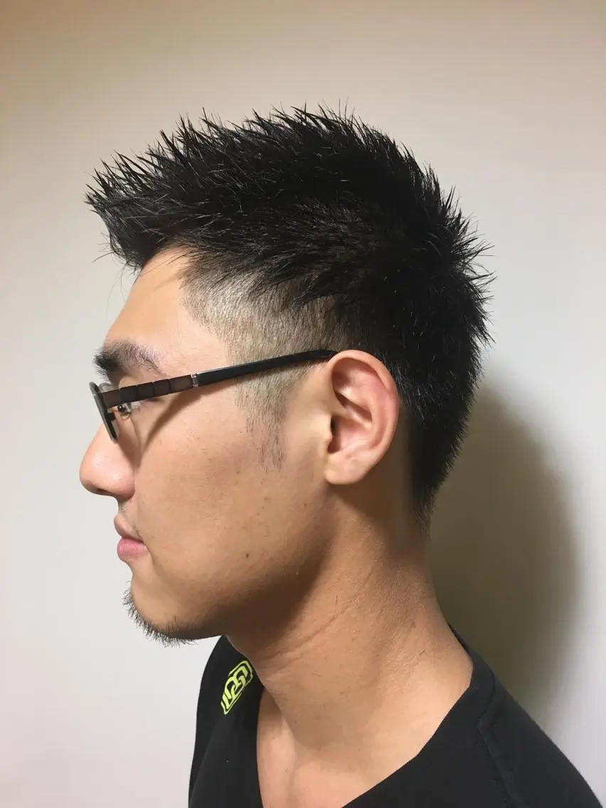 ショート ヒグチ カナのヘアスタイル