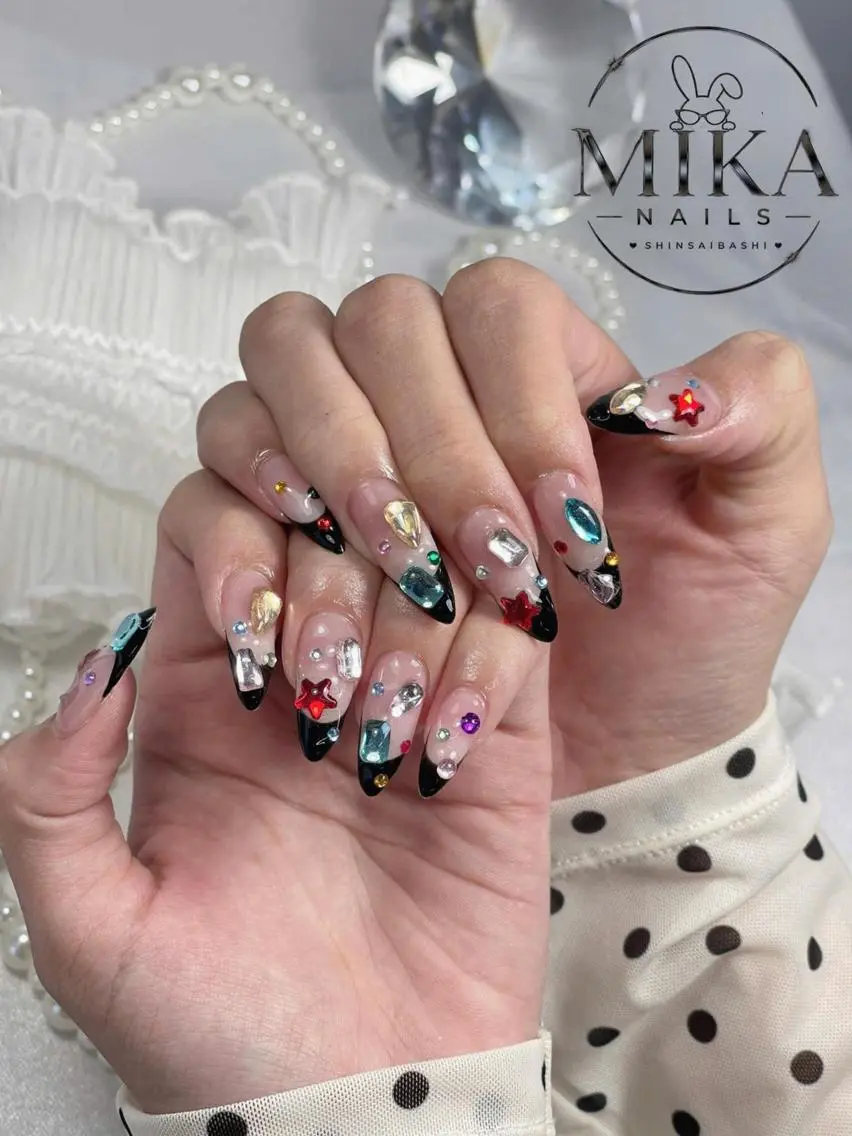 ネイル ガーリー キラキラネイル 韓国ネイル ロングネイル シンプルネイル Mika Nails 心斎橋のネイルデザイン