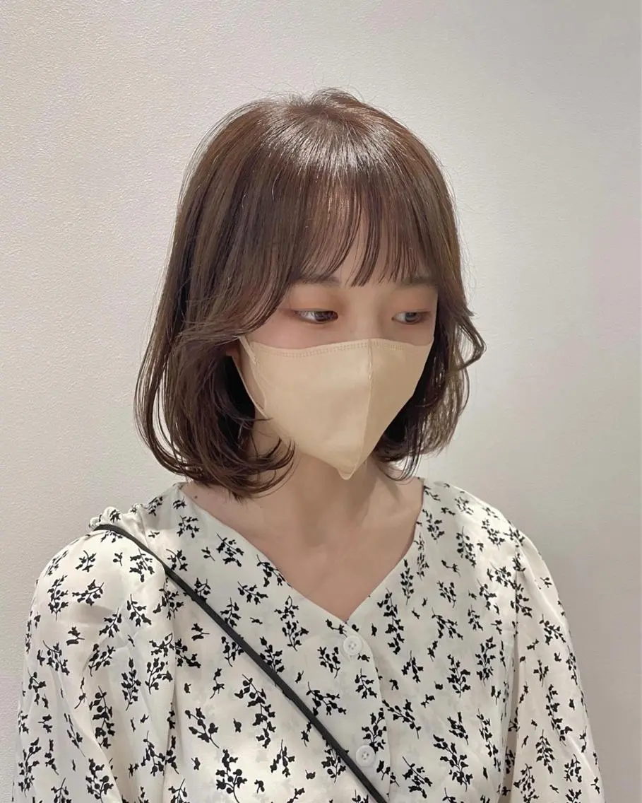 ミディアム カット ヘアカラー トリートメント 銀座/レイヤーカット 🤍内野すみれのヘアスタイル