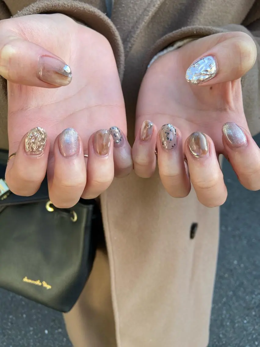 ネイル ミラーネイル ニュアンスネイル . unffのネイルデザイン