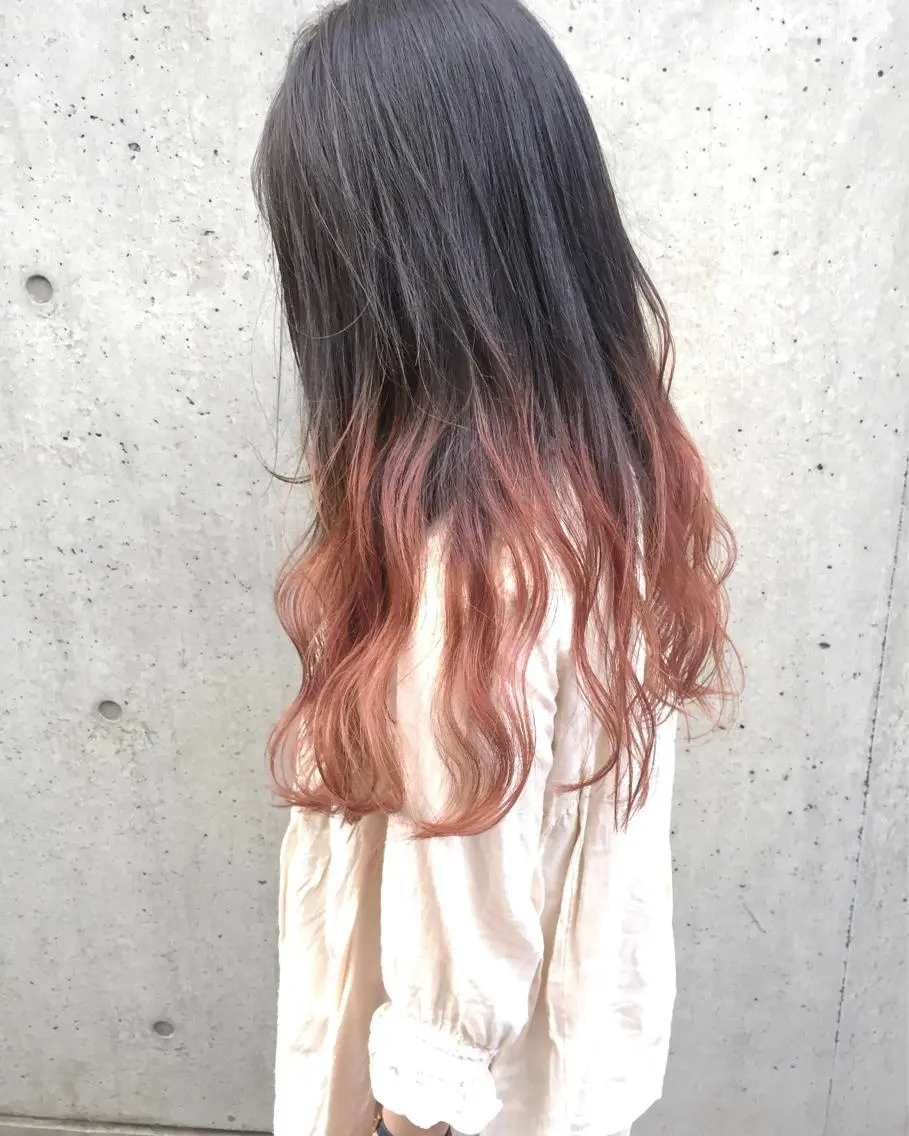 ロング カラー パーマ ヘアアレンジ メンズ キッズ ネイル マツエク・マツパ メンズブリーチ ブリーチ グラデーションカラー ピンクカラー カラーマツエク ヘアカラー トリートメント ヘッドスパ レイヤーカット✂️ 艶髪/小田部慎也のヘアスタイル