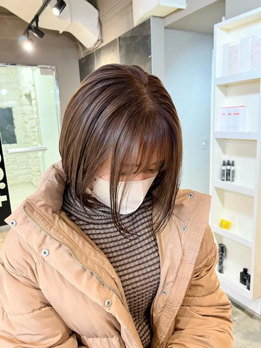 ショート カラー ヘアアレンジ キッズ ネイル マツエク・マツパ アイブロウ 透明感カラー🤎 ゆりのヘアスタイル