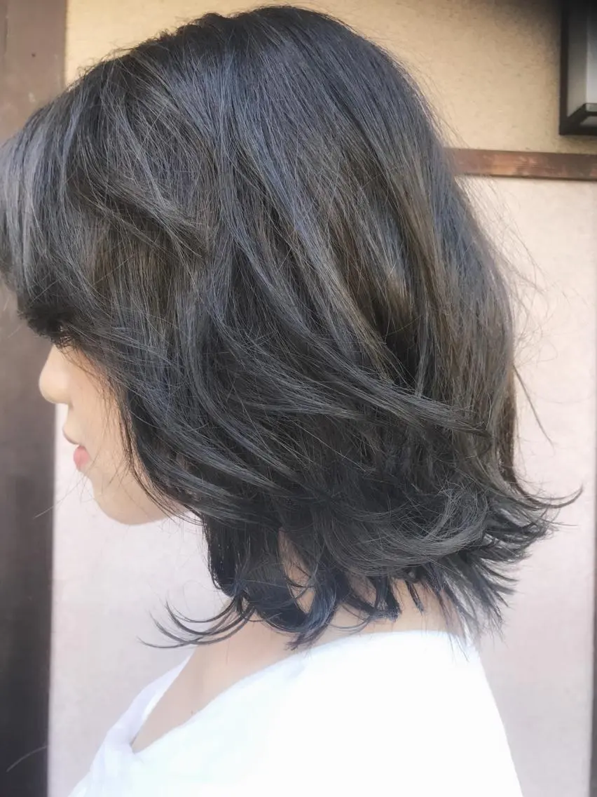 ショート カラー ダークシルバー シルバー vato バトのヘアスタイル