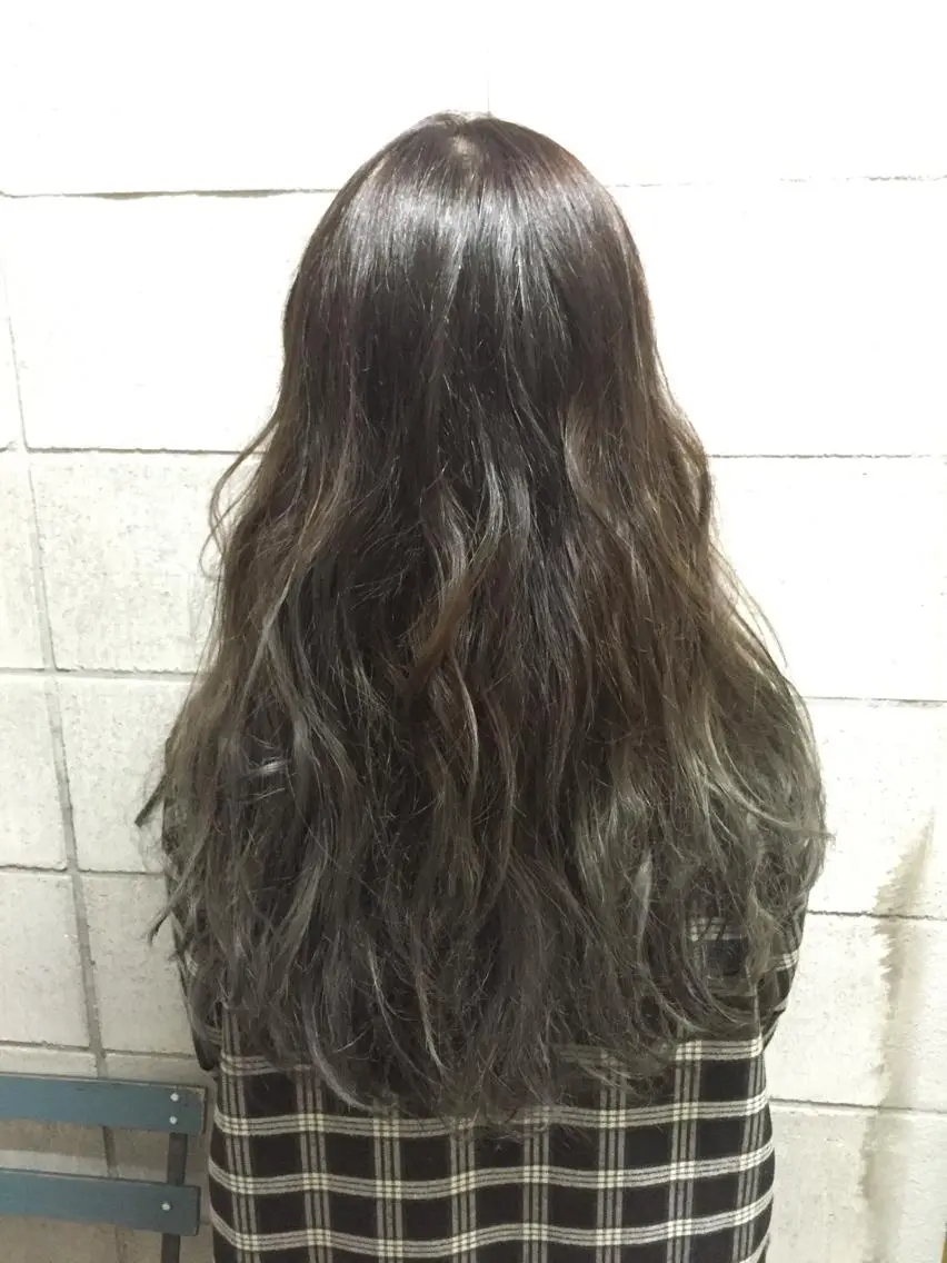 ロング アッシュ こう ちゃんのヘアスタイル