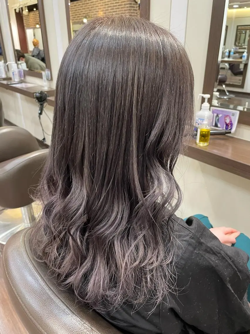 ロング カラー 暖色カラー🤎Red Neo　meiのヘアスタイル