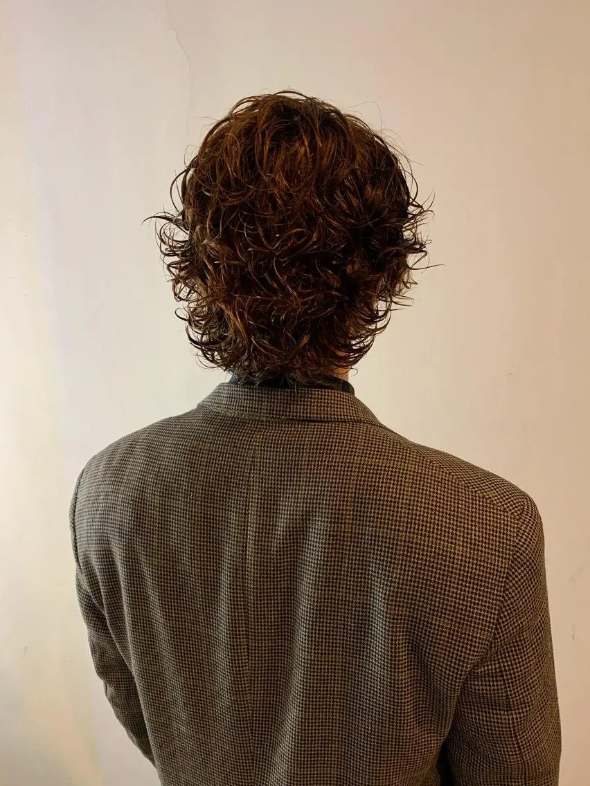 セミロング パーマ メンズ 田中 千恩のヘアスタイル