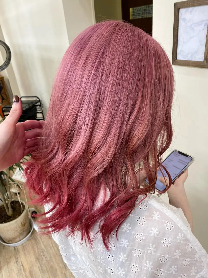 カラー SALOWIN栄 高須大貴のヘアスタイル