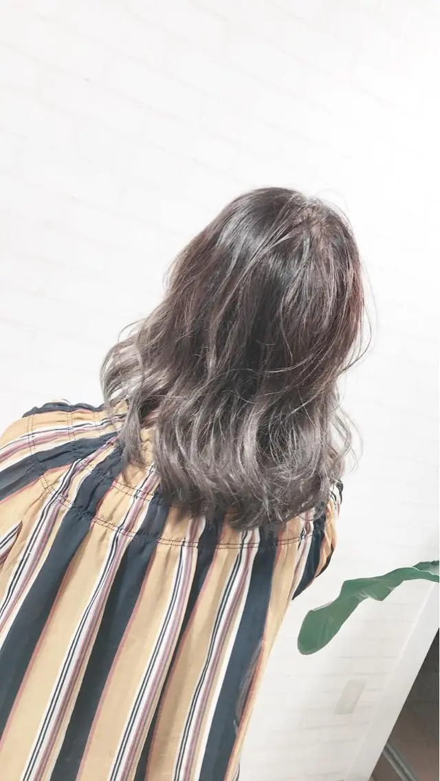 ロング アッシュ Selene hair OSAKAのヘアスタイル