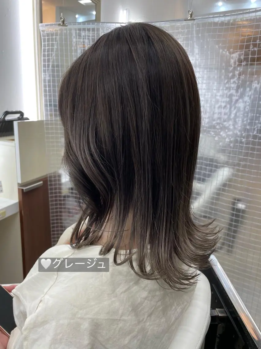ミディアム カラー ブリーチ グラデーションカラー 韓国風ヘア 豊田 智美のヘアスタイル