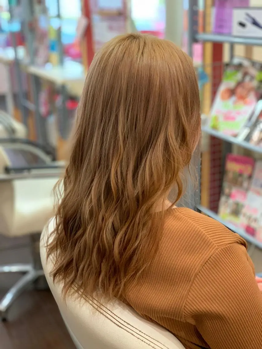 ロング ヘアカラー たけい ゆうきのヘアスタイル