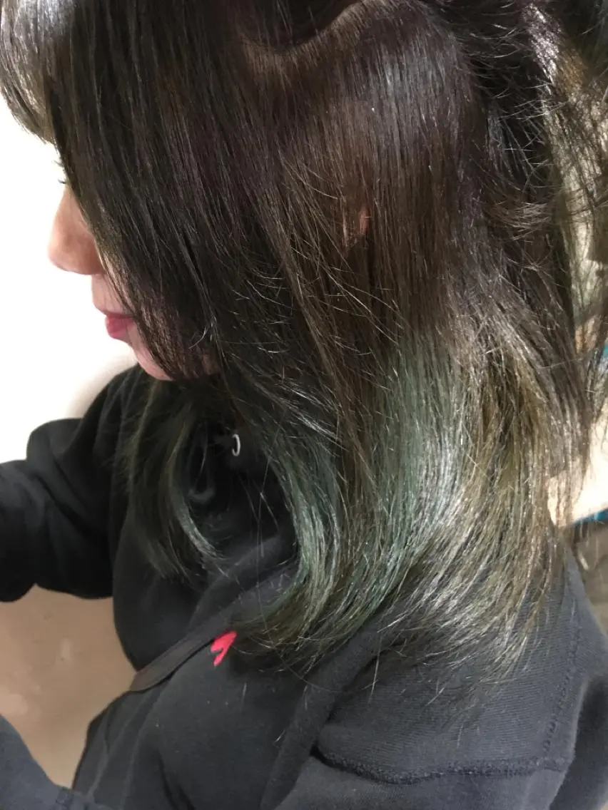 ロング カラー ショートカットなら 前平友慈のヘアスタイル