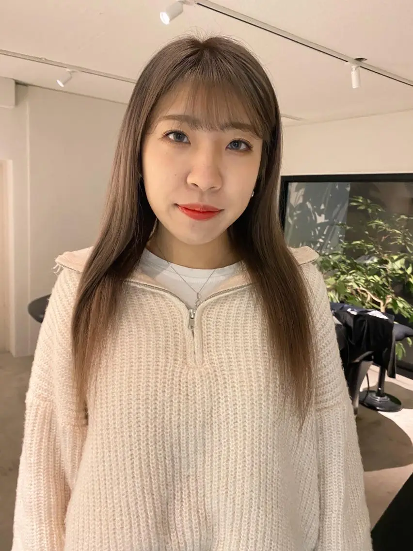 ロング サトウ ナナのヘアスタイル