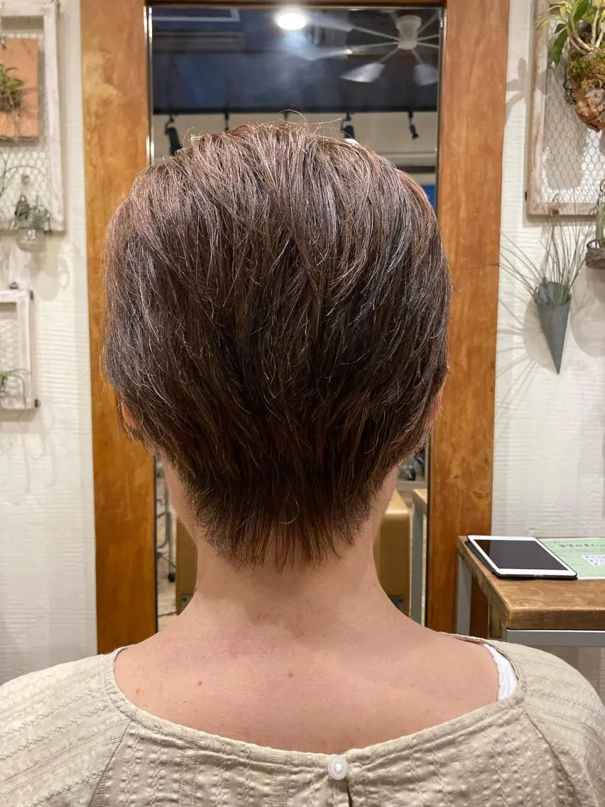 ショート 大方 いくみのヘアスタイル