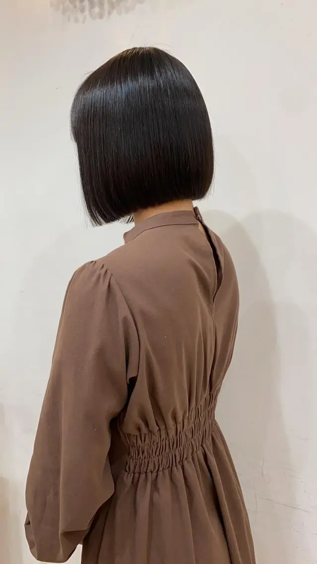 ショート ボブ 宇佐美 朋香のマツエク・マツパデザイン
