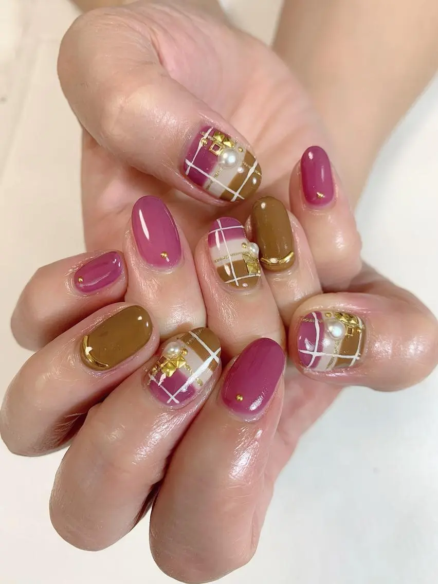 ミディアム ネイル nailアクイール morishitaのネイルデザイン