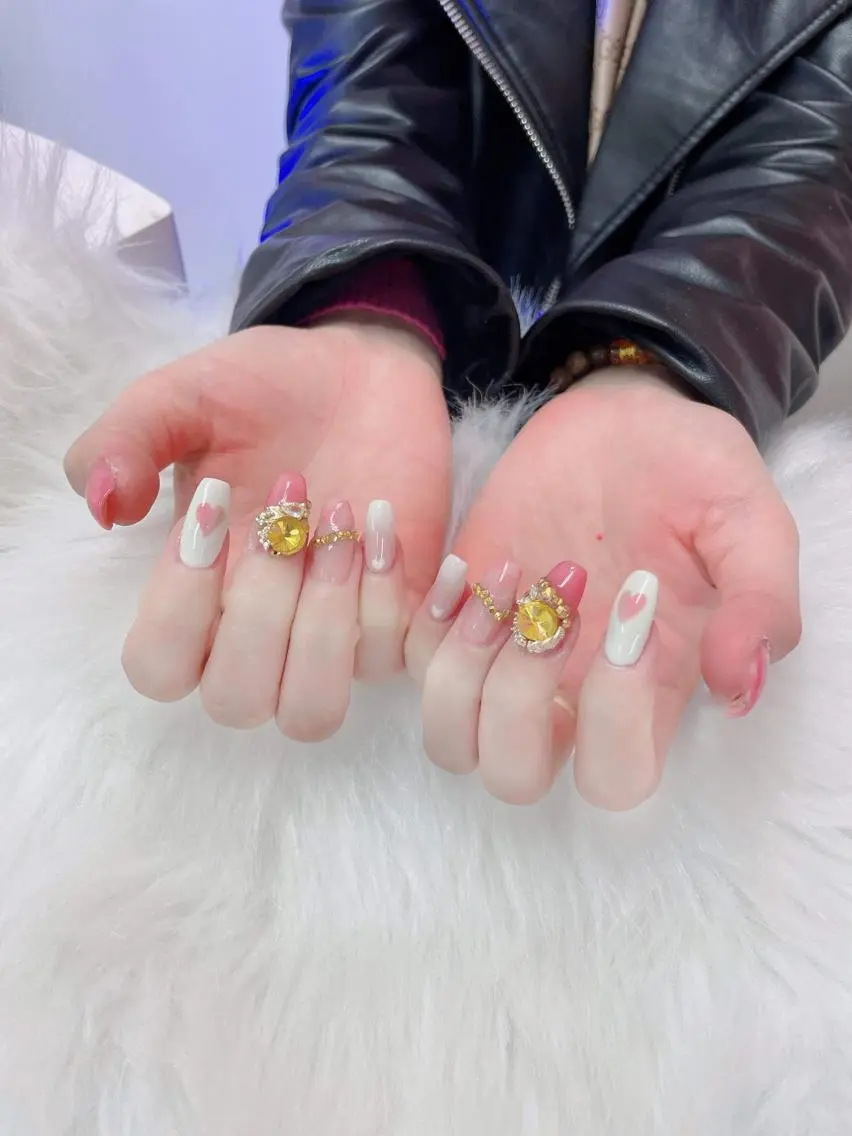 ネイル アートネイル 持ち込み ネイルチップ Anh 高田馬場のネイルデザイン