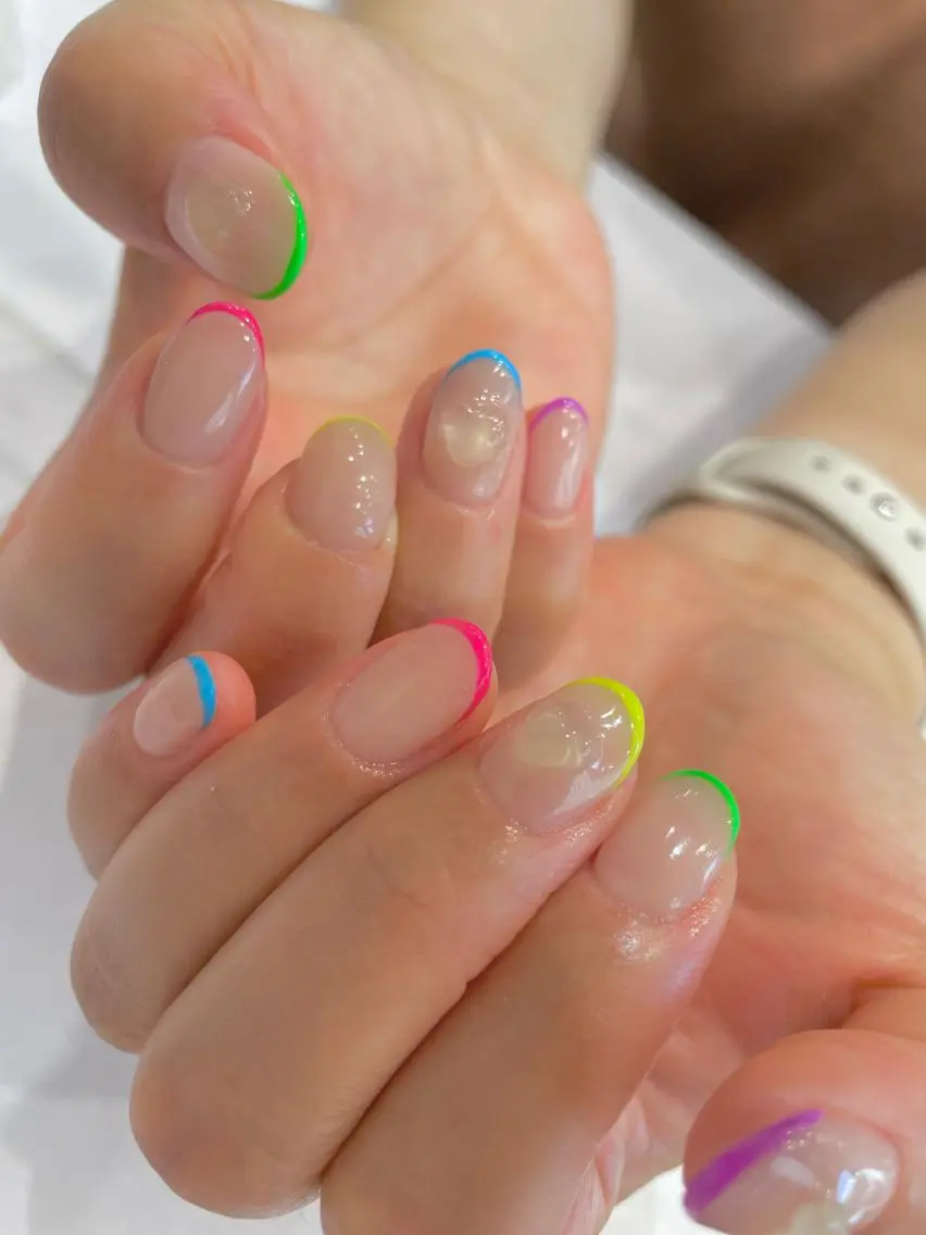 ネイル フレンチネイル Ash関内ネイリスト 荒木のネイルデザイン