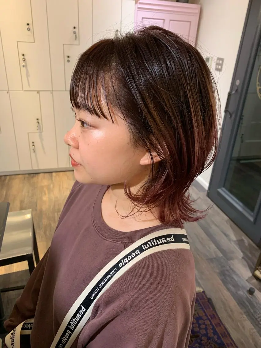 ミディアム カラー ピンクカラー ウルフカット 安村 美奈のヘアスタイル