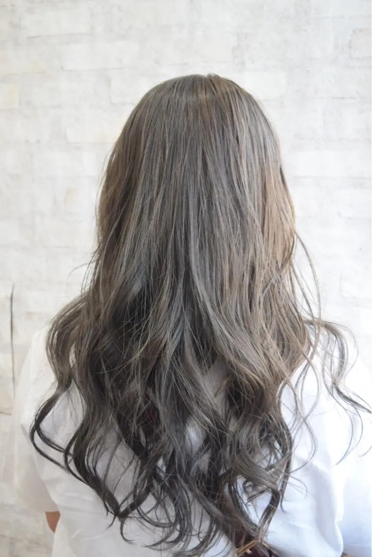 ロング カラー SA KIのヘアスタイル
