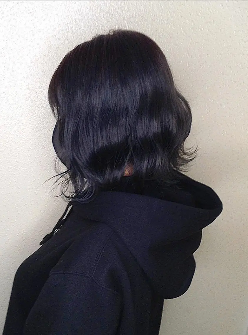 ミディアム カラー アッシュ 透明感カラー ボブ 外ハネヘア カット ヘアカラー 韓国✖️網紅🖤 パーマYURIYAのヘアスタイル