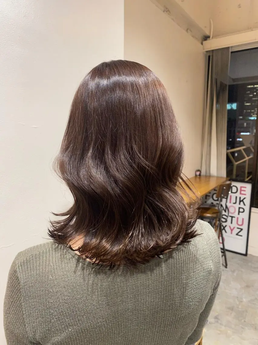 ミディアム KAREN🕊️ 大宮美容室のヘアスタイル