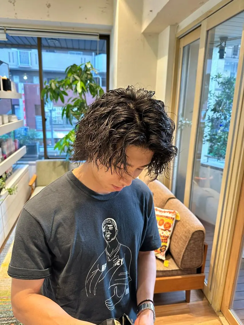 パーマ メンズ メンズウルフカット ウルフカット カット パーマ ハマベ イクト FLORENのヘアスタイル