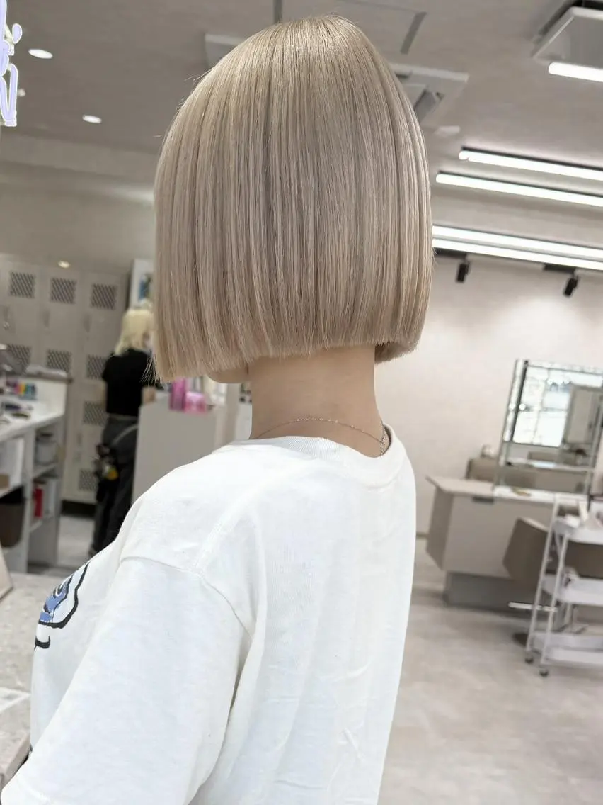 ショート カラー ショートボブ ブロンド ボブ ショートヘア 🫧透明感/ツヤ髪/ ベージュ いちご🍓のヘアスタイル