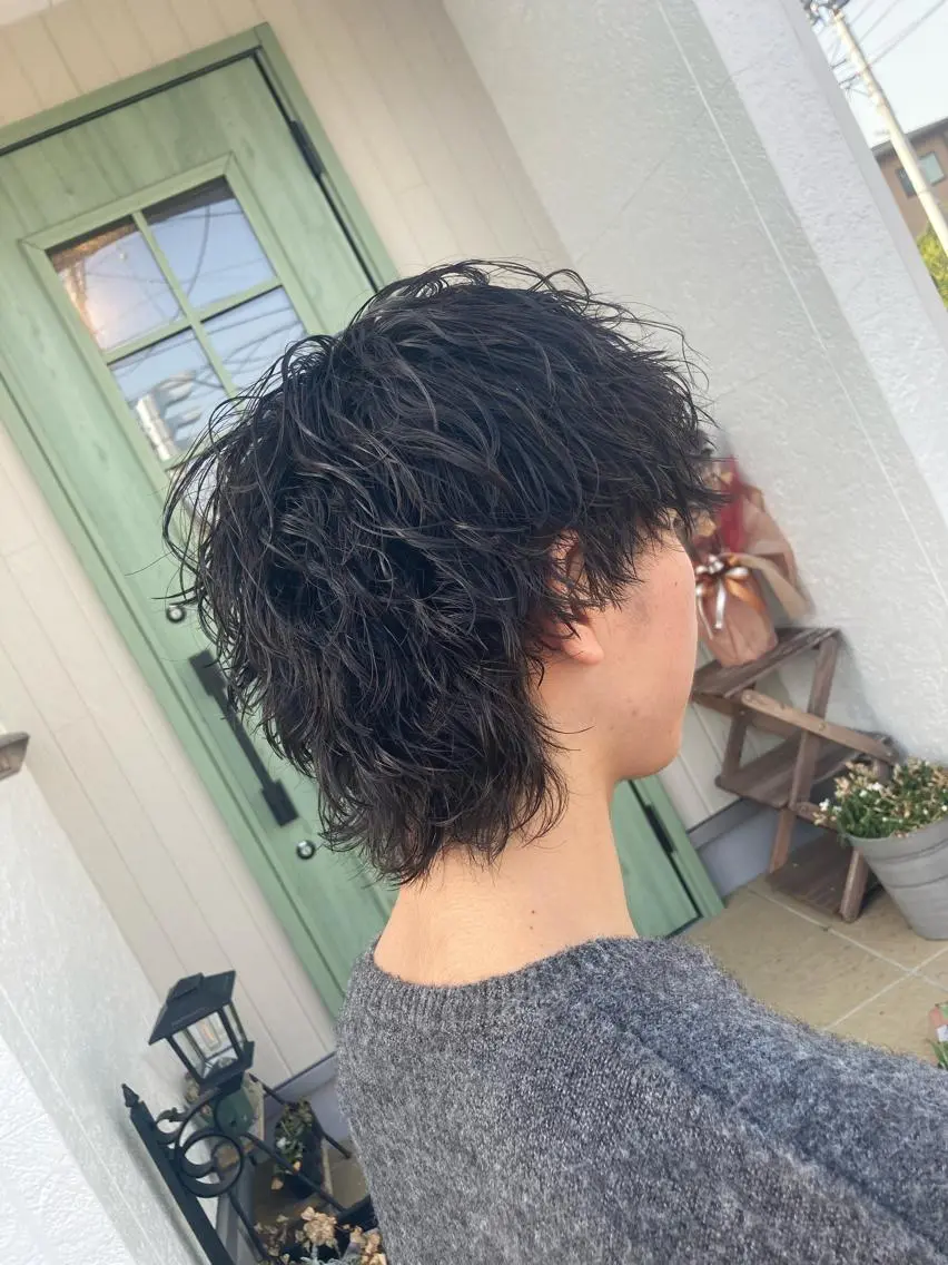 ミディアム パーマ メンズ メンズウルフカット ウルフカット パーマが得意な【最高 悠斗】のヘアスタイル