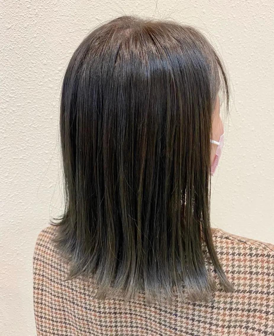 ミディアム カラー グレージュ ハイライトカラー ハイライト 中川 茜里のヘアスタイル
