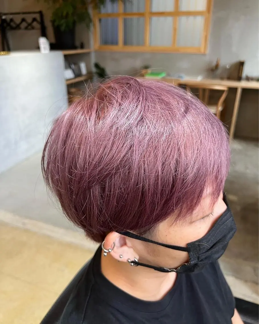ショート カラー ハイライトカラー イルミナカラー ボブ ハイライト 髪質改善 カット ヘアカラー トリートメント シンヤヘアーズ 泉大津本店のヘアスタイル