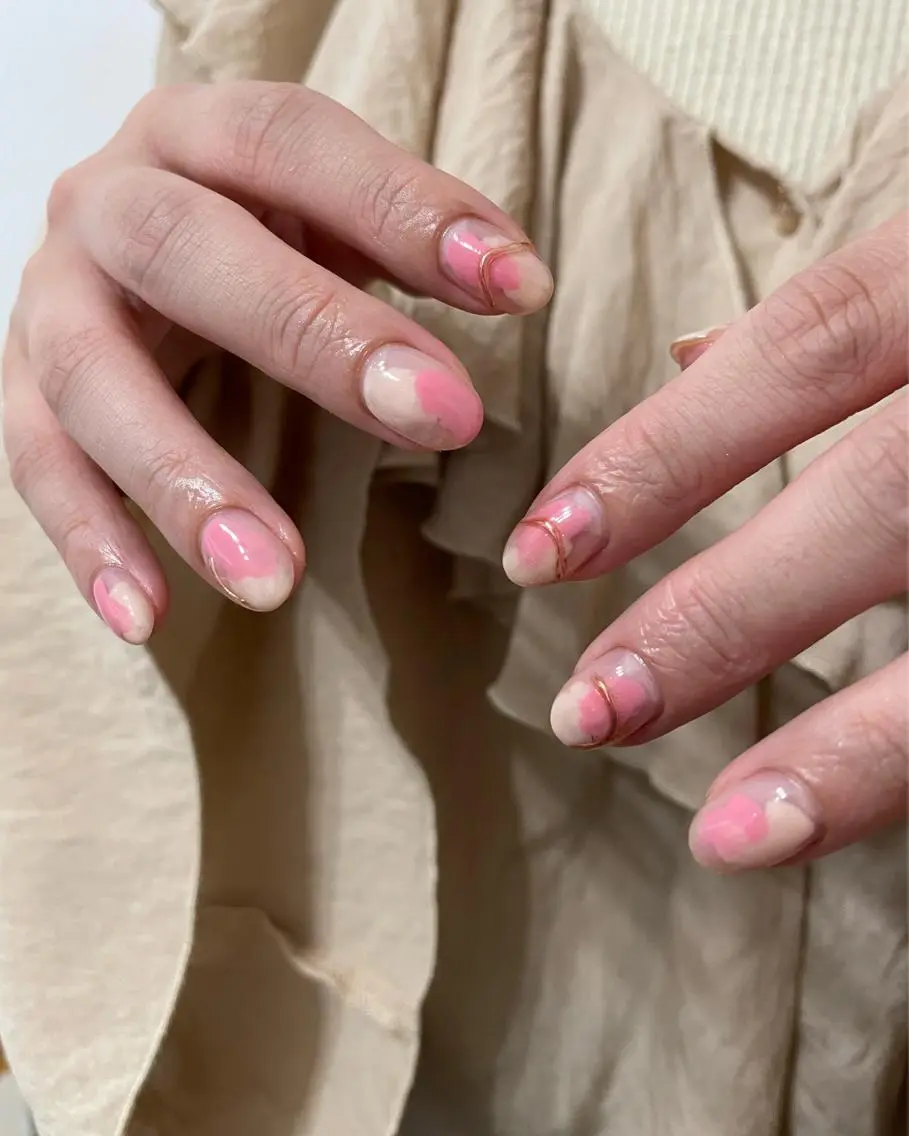 ネイル ピンク ハンドネイル フットネイル kiii.__ ✴︎*のネイルデザイン