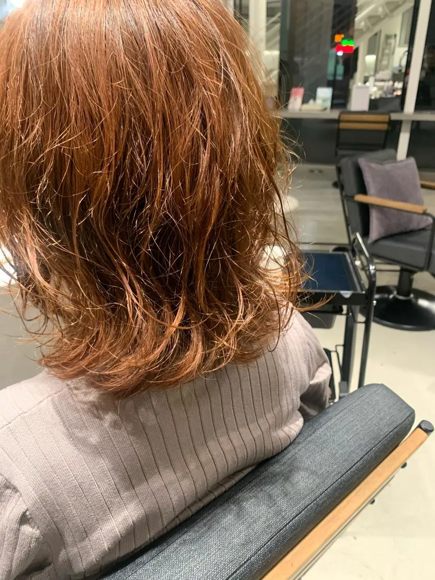 ミディアム パーマ ミディアムパーマ デジタルパーマ 岐阜駅/レイヤー/パ ーマ/デザインカラーのヘアスタイル