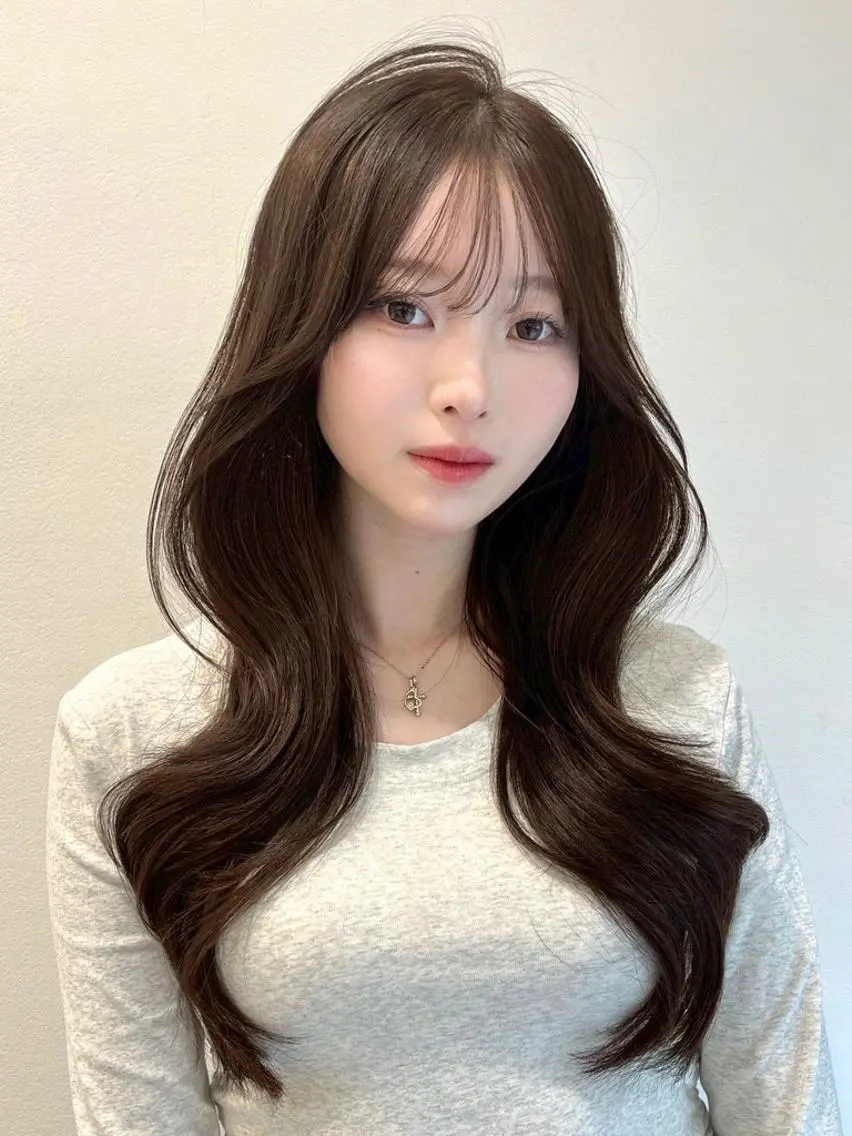 カラー ブリーチなし🪽 うる艶カラー/横浜のヘアスタイル