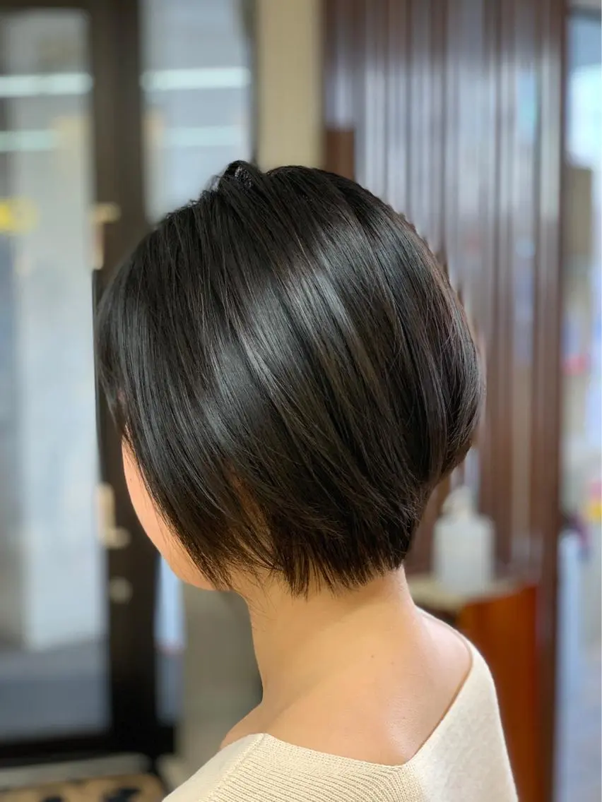ショート ⭐️レイヤーカット 大人気　三澤康司⭐️のヘアスタイル