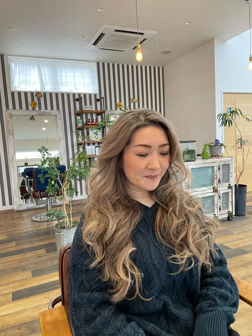 ロング カラー ヘアカラー 🌸小掛🌸 豊橋外国人風カラーのヘアスタイル