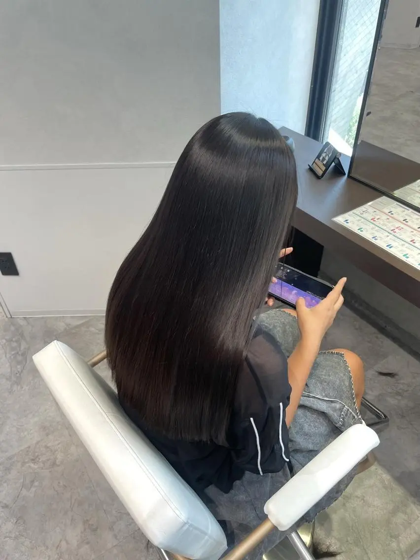 ロング 縮毛矯正 縮毛矯正特化🩰 竹口はるかのヘアスタイル