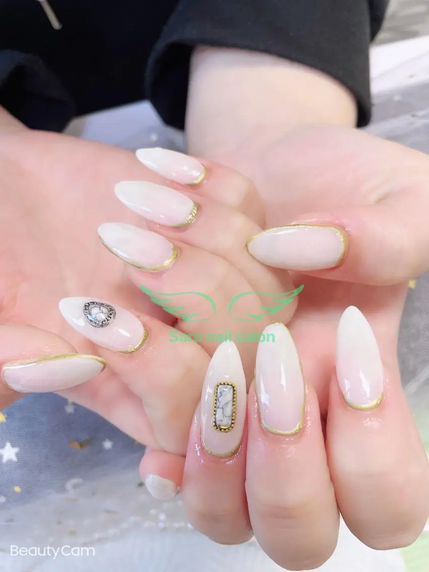 ネイル 小岩 Saraのネイルデザイン
