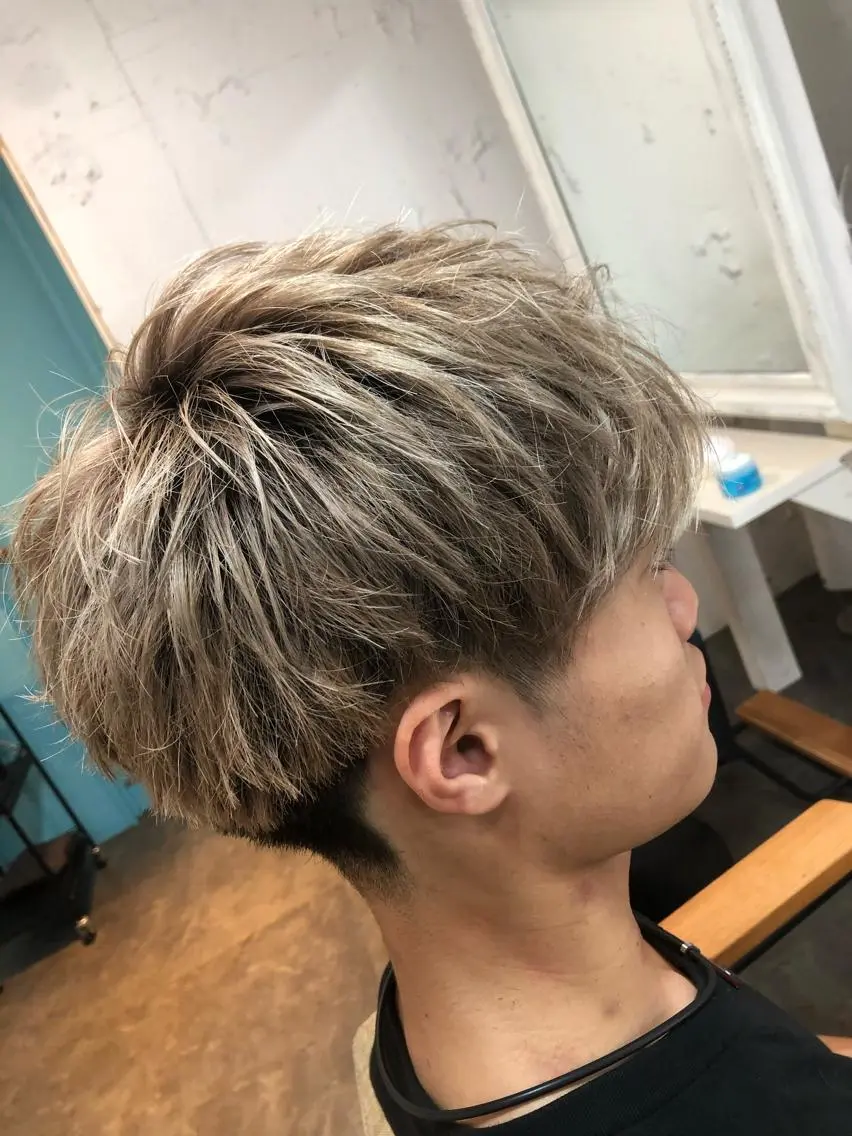 メンズ マッシュ 刈り上げ オイカワ ルウのヘアスタイル